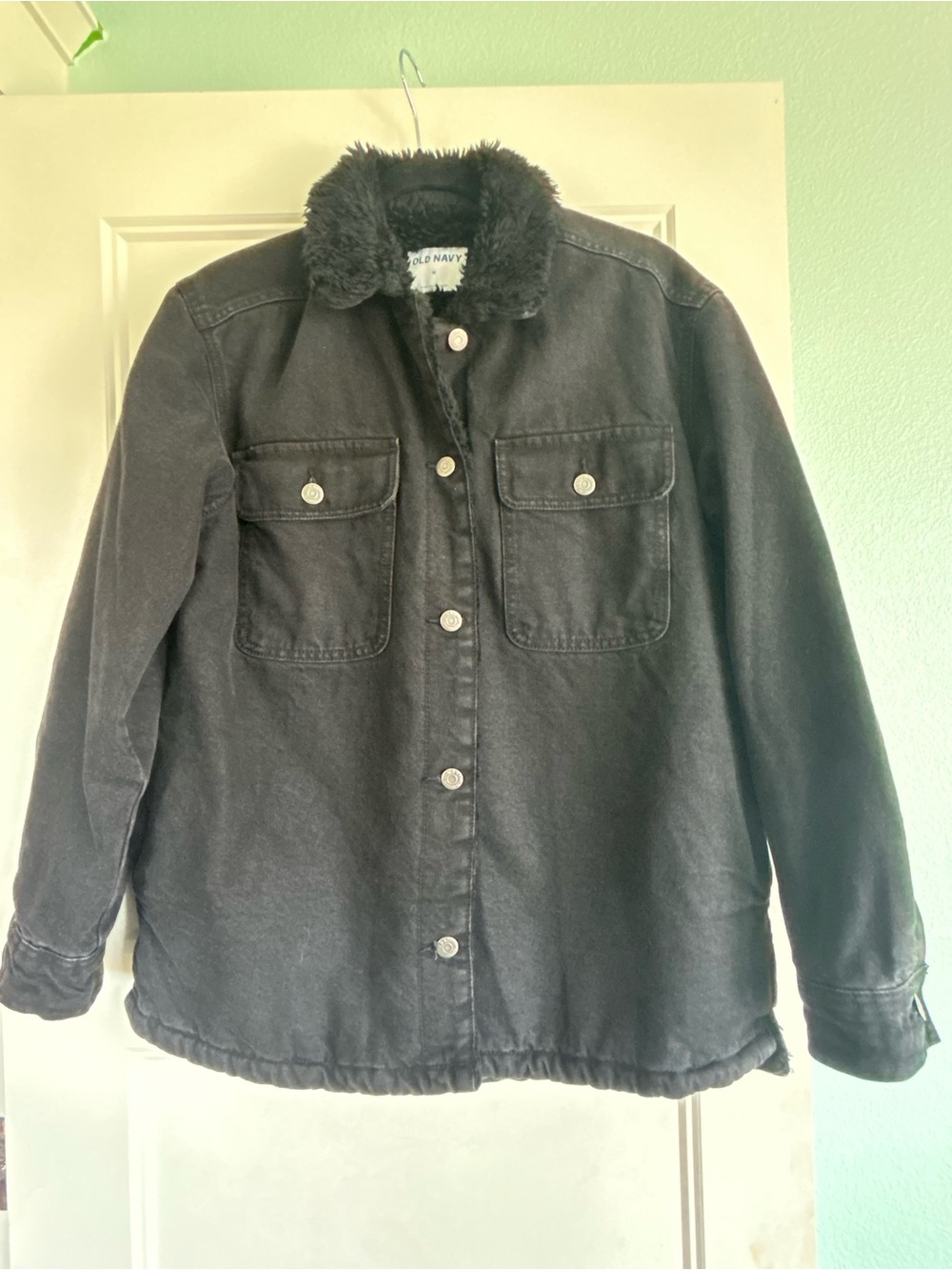 NWT Old Navy Black Sherpa-Lined Denim Trucker Jacket - Medium